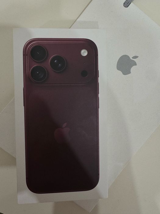 Айфон 18 pro burgundi, 512gb