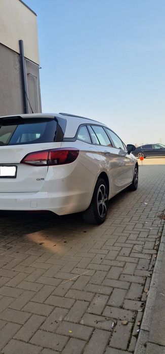 Opel astra k 1.6