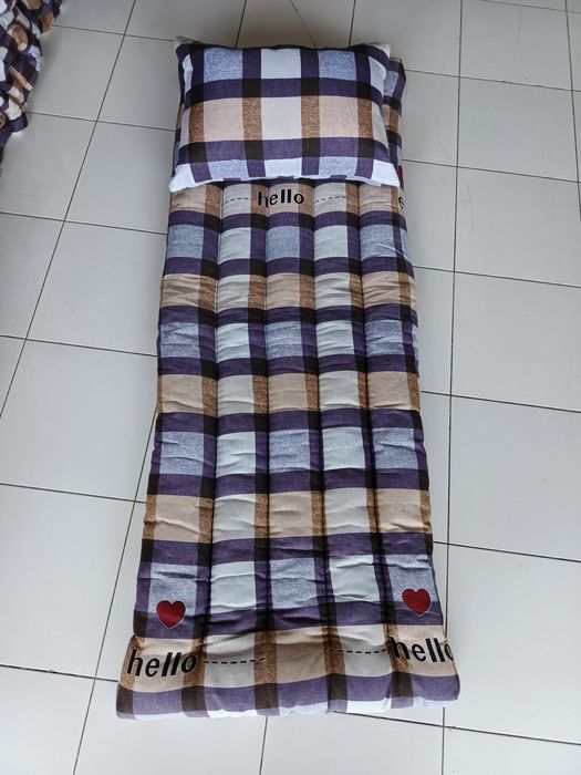 Матрас, Ку́рпа ,Ку́рпача , Ёстик.