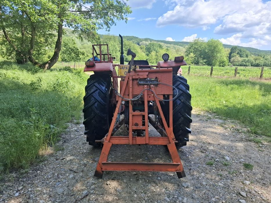 Tractor u445 Românesc