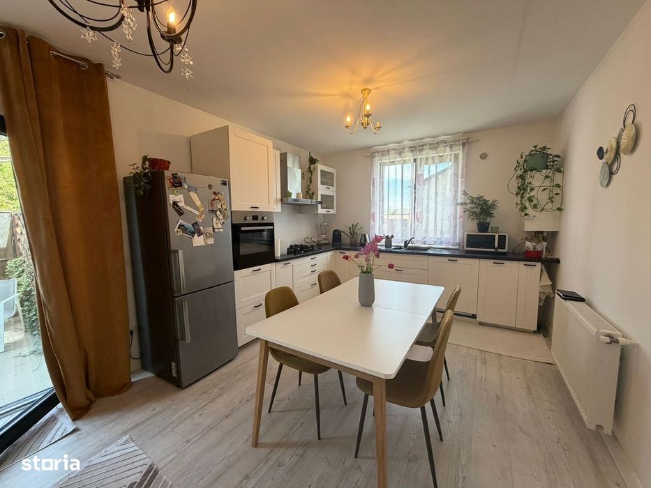 Casa Tip Duplex - Family Market Miroslava