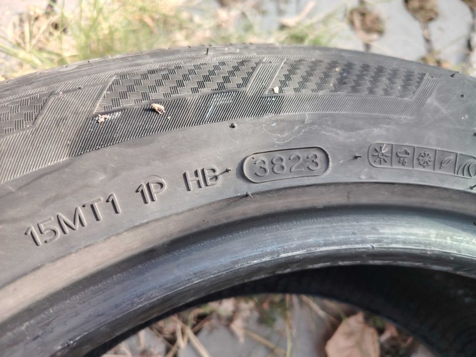 Гуми Hankook Kinergy ST AS DOT 3823 215/55/R17