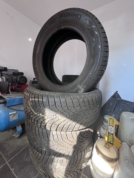 Vand anvelope iarna kumho 235/55/R17