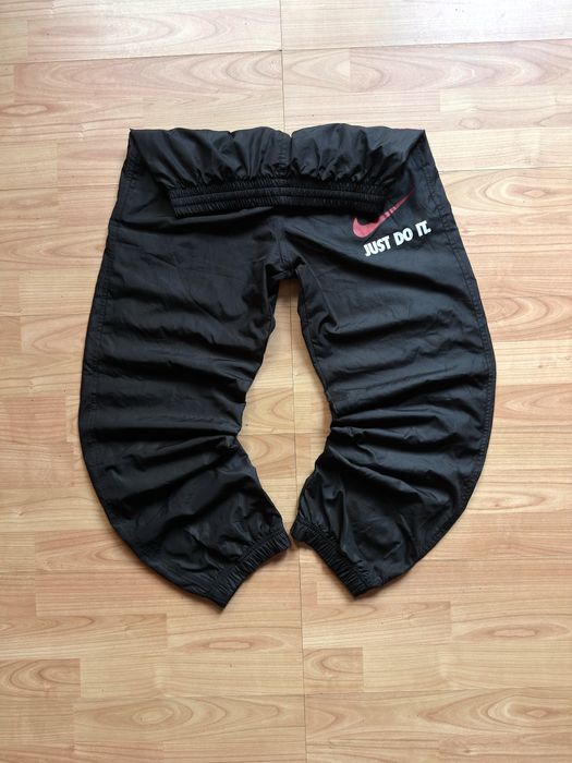 Pantaloni pants parachute joggers vintage cuffed Nike black nylon
