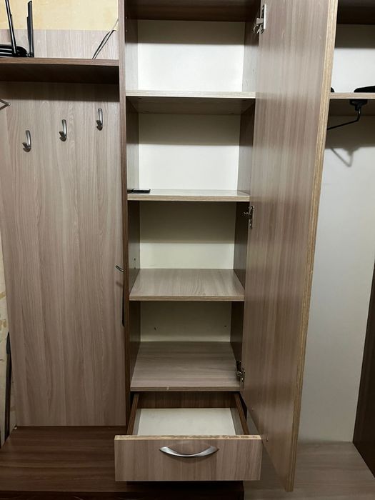 Шкаф в прихожую
