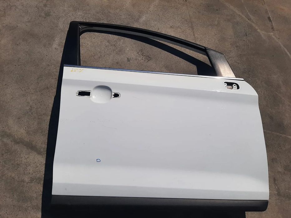 usa portiera dreapta fata  ford kuga 1