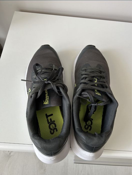 Маратонки Nike Runners