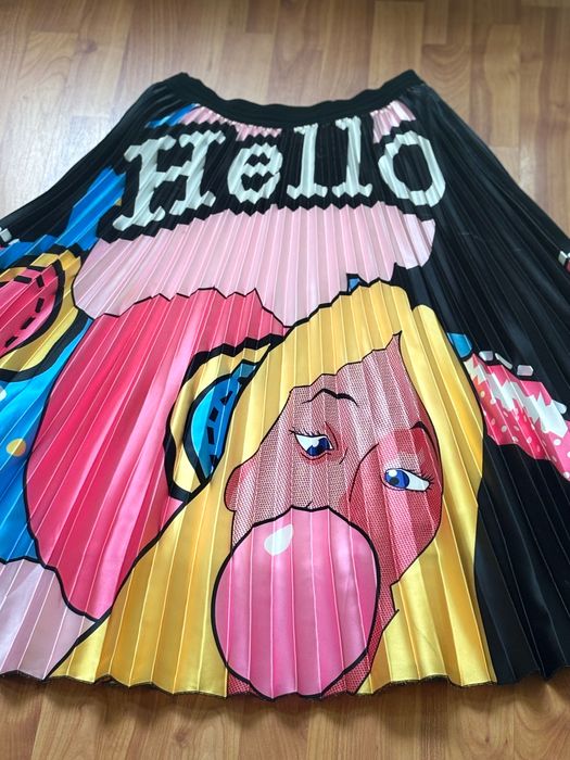 Fustă plisată cu culori vibrante – perfectă pentru primăvară-vară!