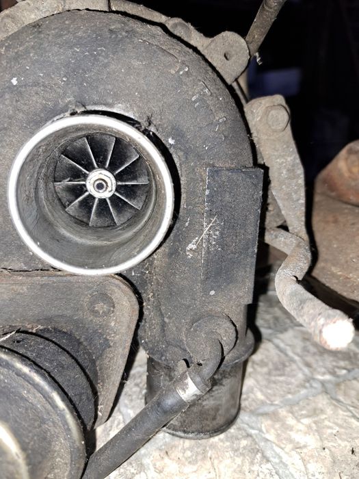 Diverse piese de motor Mazda b2500 preț negociabil