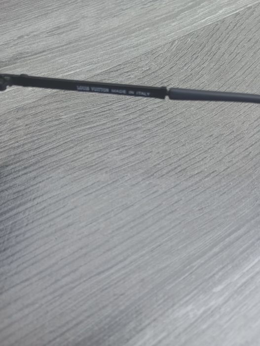 Louis vuitton очила made in italy