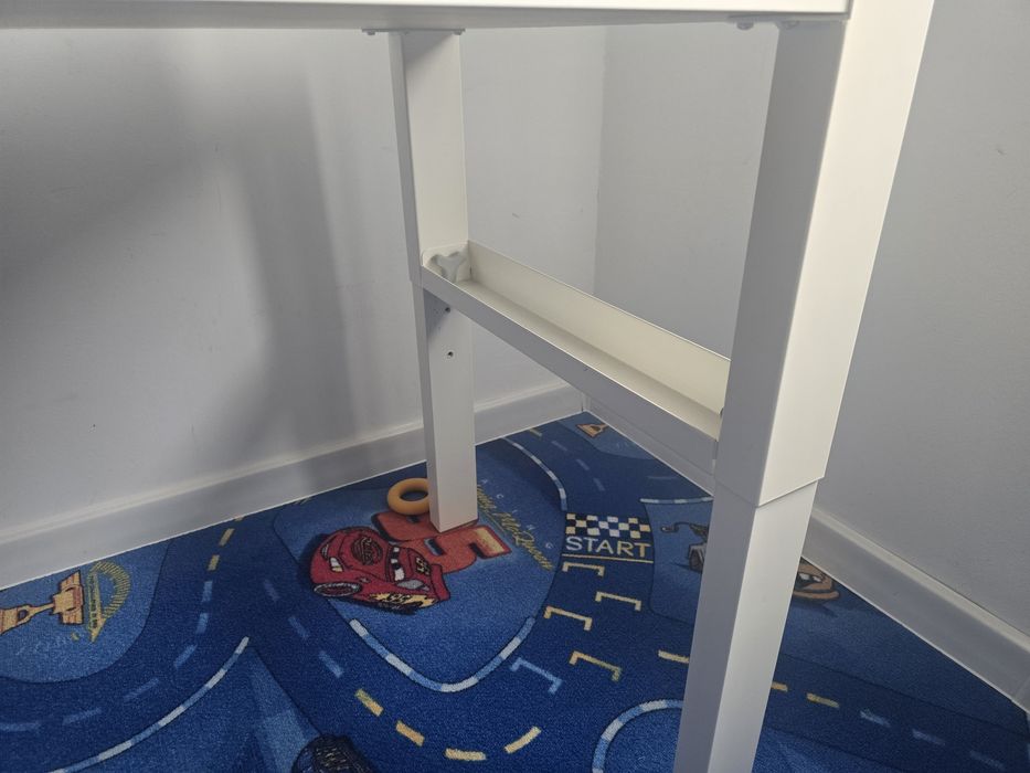 Birou copii Ikea model Pahl alb