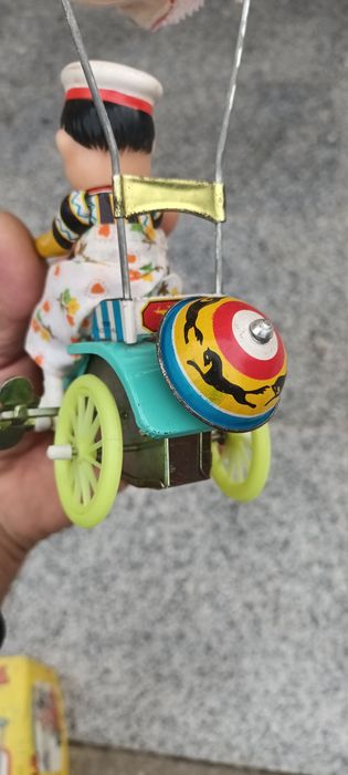 Jucărie veche funcțională