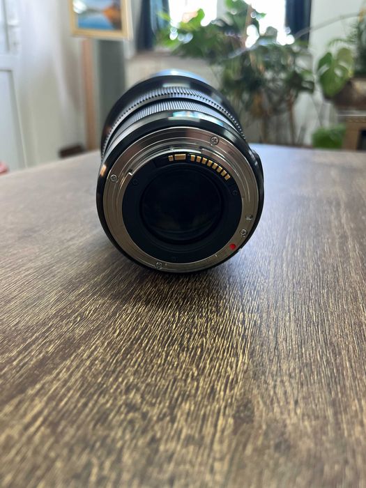 Obiectiv Canon EF 70-300