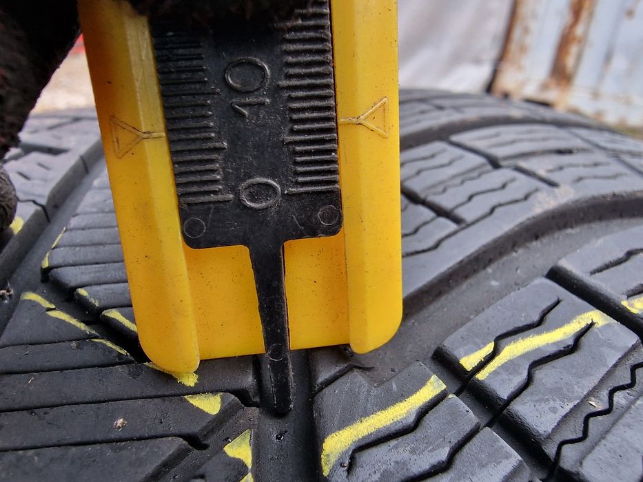 Anvelope 265/45R20 marca Michelin, DOT  2019, 6 mm