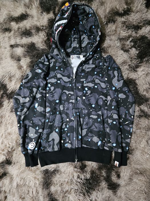 продам bape zip hoodie