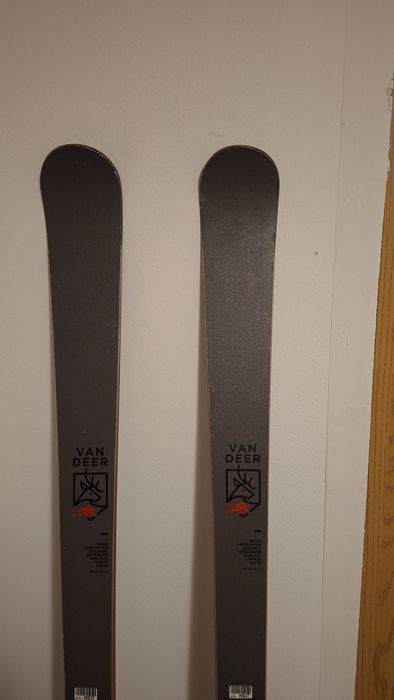 Schi ski schiuri Van Deer Pro 21 s 174 cm