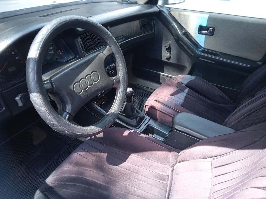 СРОЧНО!!! Продам Ауди 80 б3 1987 гв за 555 000