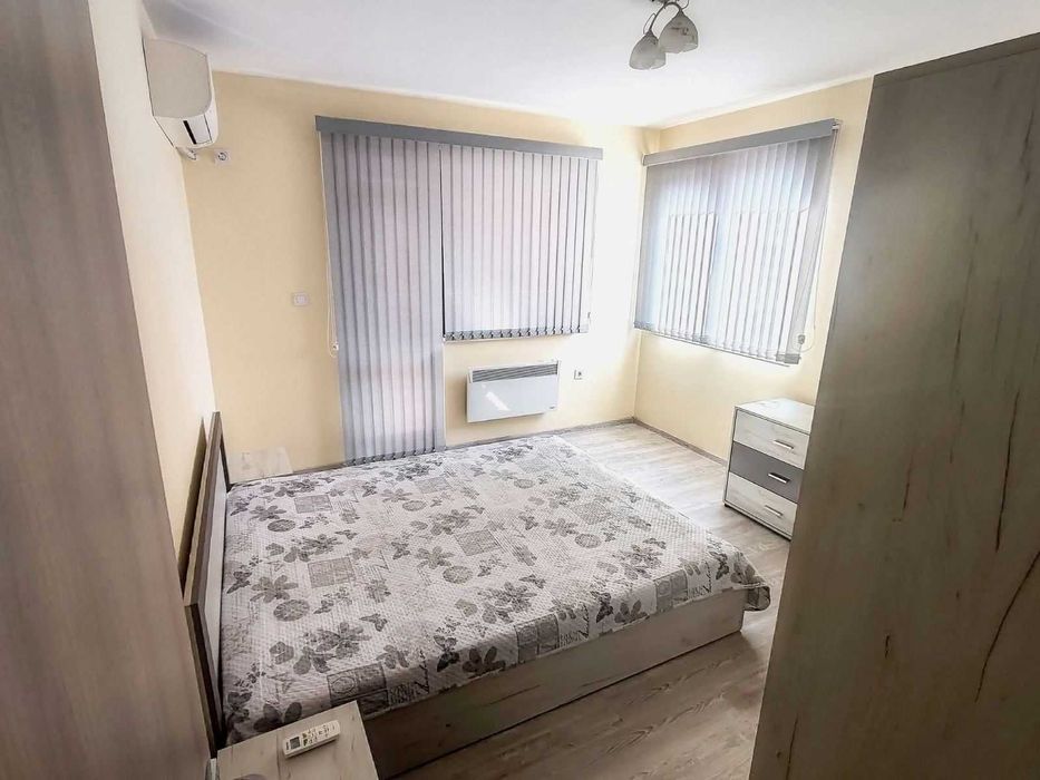 Дава се под наем Тристаен апартамент в Пловдив, Остромила - 118 кв.м за 650 € - Снимка #7