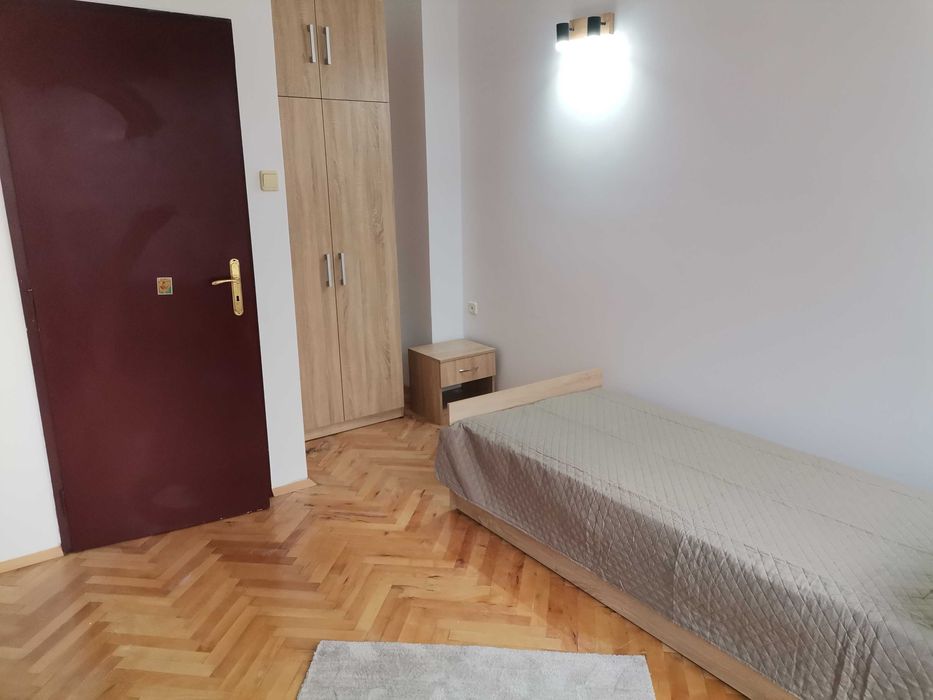 Дава се под наем Тристаен апартамент в София, Младост 1 - 85 кв.м за 698.19 € - Снимка #12