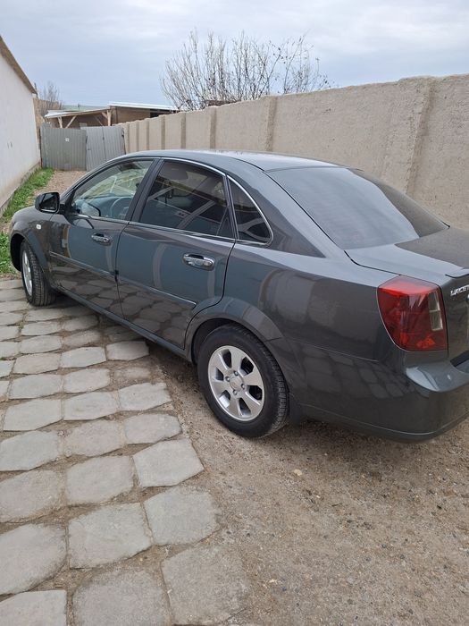 Жентра механика сотилади