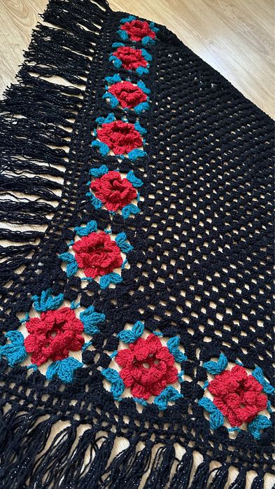 Шаль ручной работы