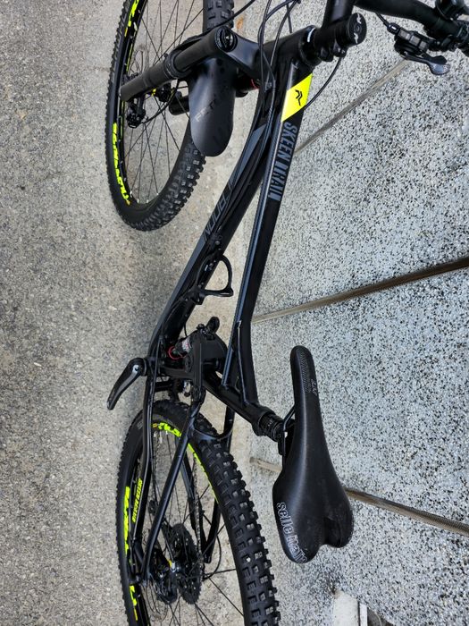 Radon Skeed Trail 29 цола 2х11 XT Full Rockshox suspension М/Л размер рамка Magura 5 спирачки Перфектен