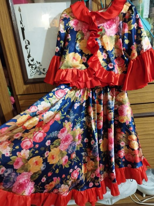 Продам костюм циганский новый