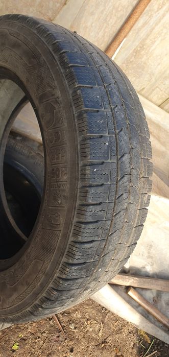 Cauciucuri 4buc 205 65R 16C și 215 65R 16c