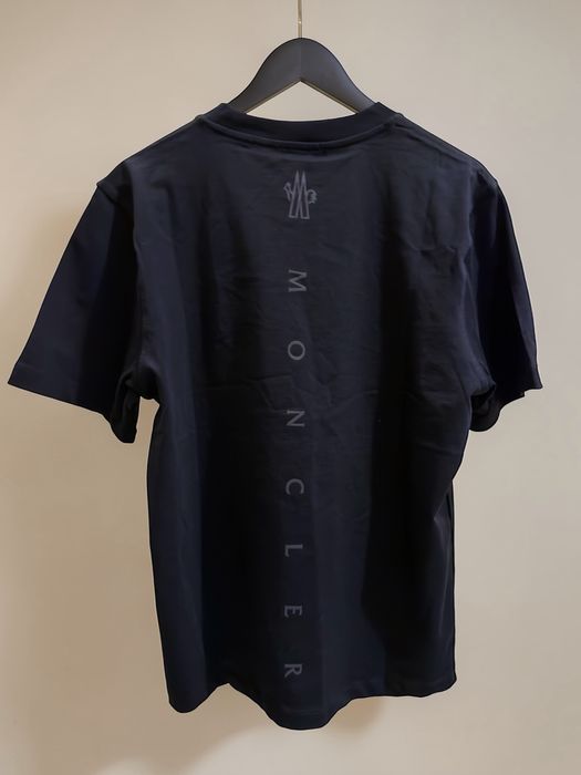 Tricou M.O.N.C.L.E.R. Marimea XXL cu eticheta