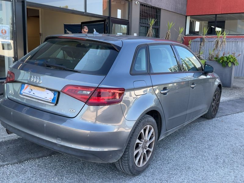 Audi A3 Sportback 1.6 TDI Young 2013