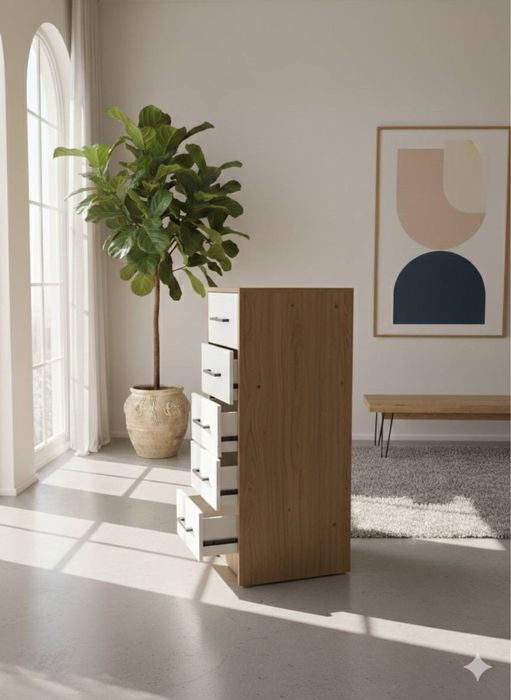 Комод с пятью ящиками из ЛДСП