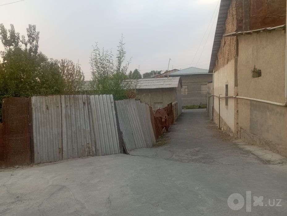 Quruq yer sotiladi 3-sotiq Fasat 20×15 oretir Yengi Tashmidan 1.5 km