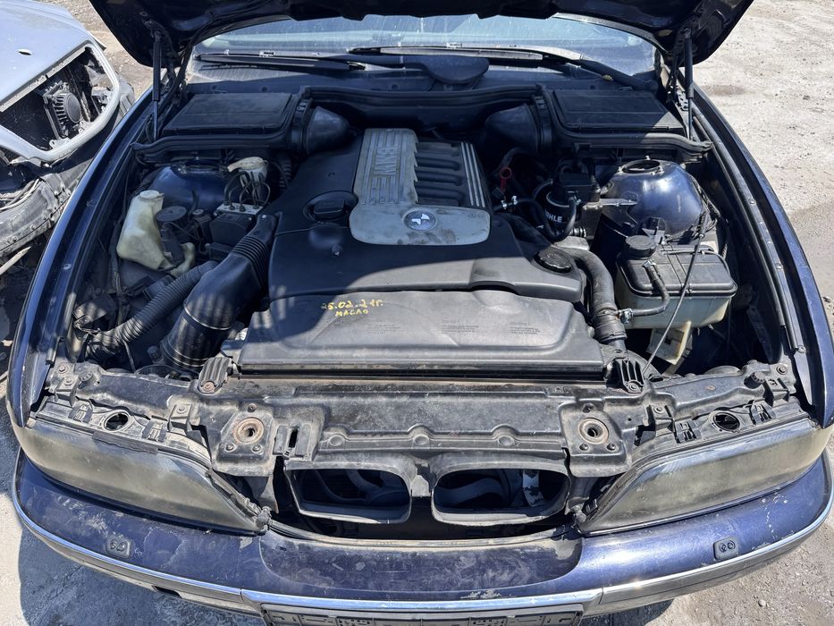 BMW 530d e39 184hp 2000г На Части