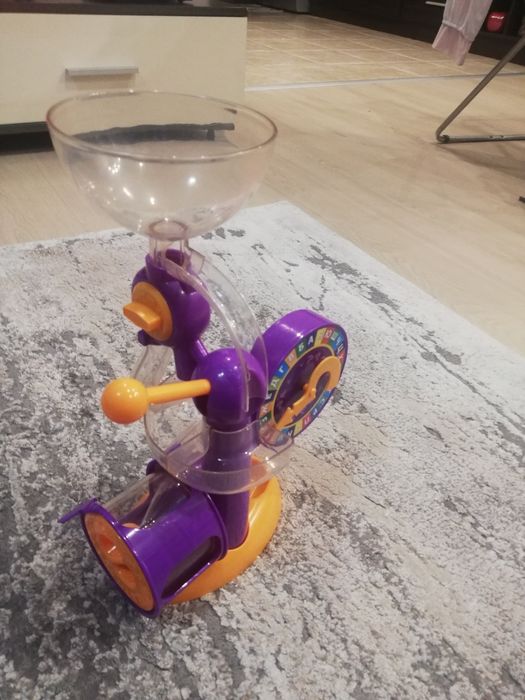 Настолна игра От умен по - умен