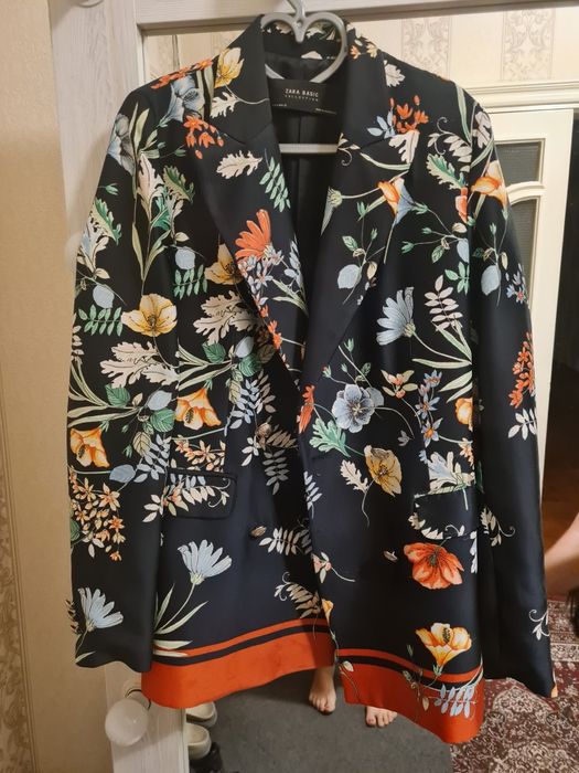 Zara kostyum holati ideal