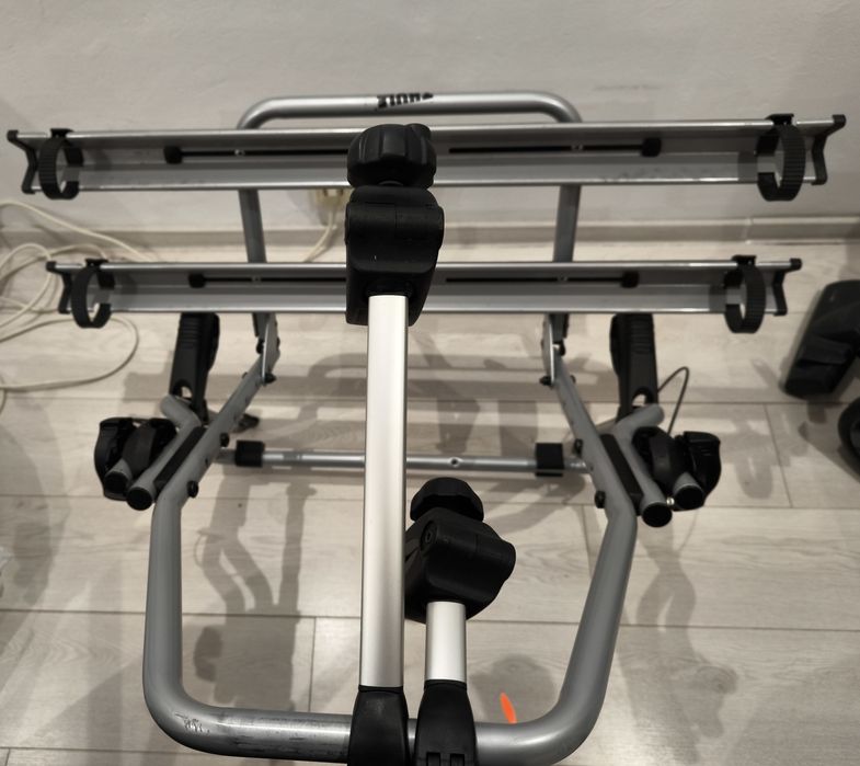 Suport auto Thule Clip on pentru 2 biciclete