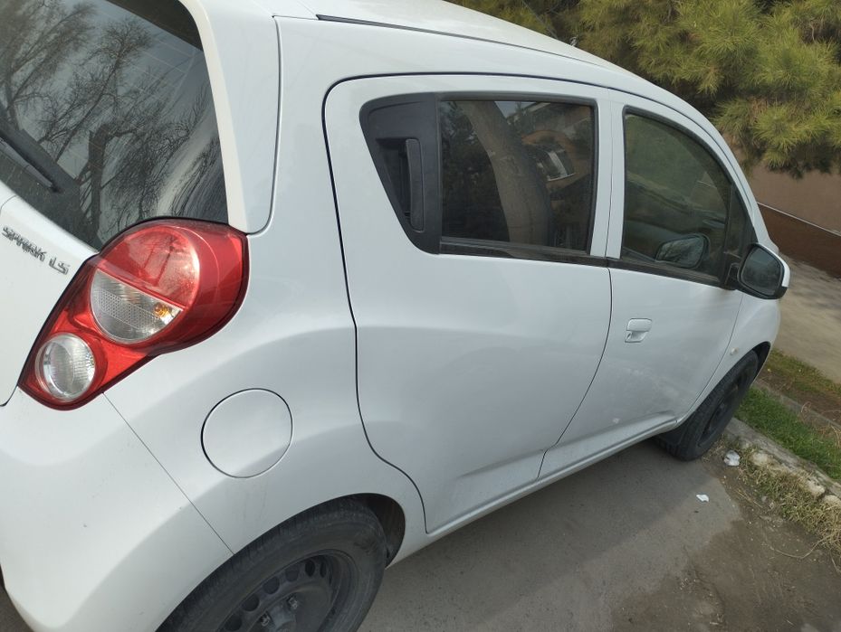 Spark 2016 yili 153 min yurgan xoladi zor evro 2 avtomat