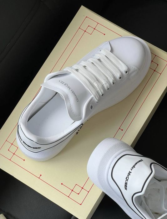 Adidasi Calitate Cea mai Buna ! AlexanderMcqueen Luxury !!