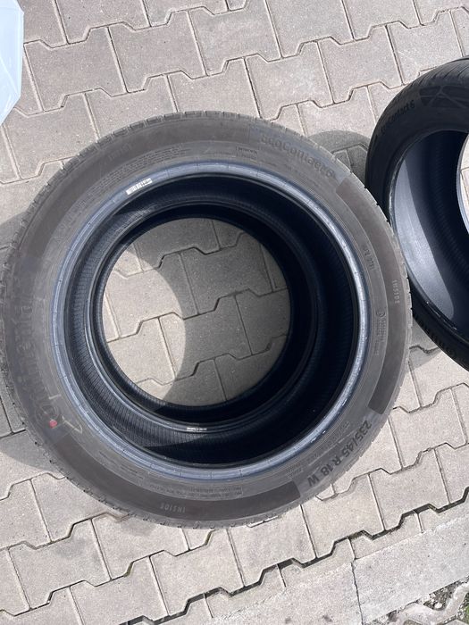 Летни гуми Continental EcoContact 6 235/45 R18 4 бр.