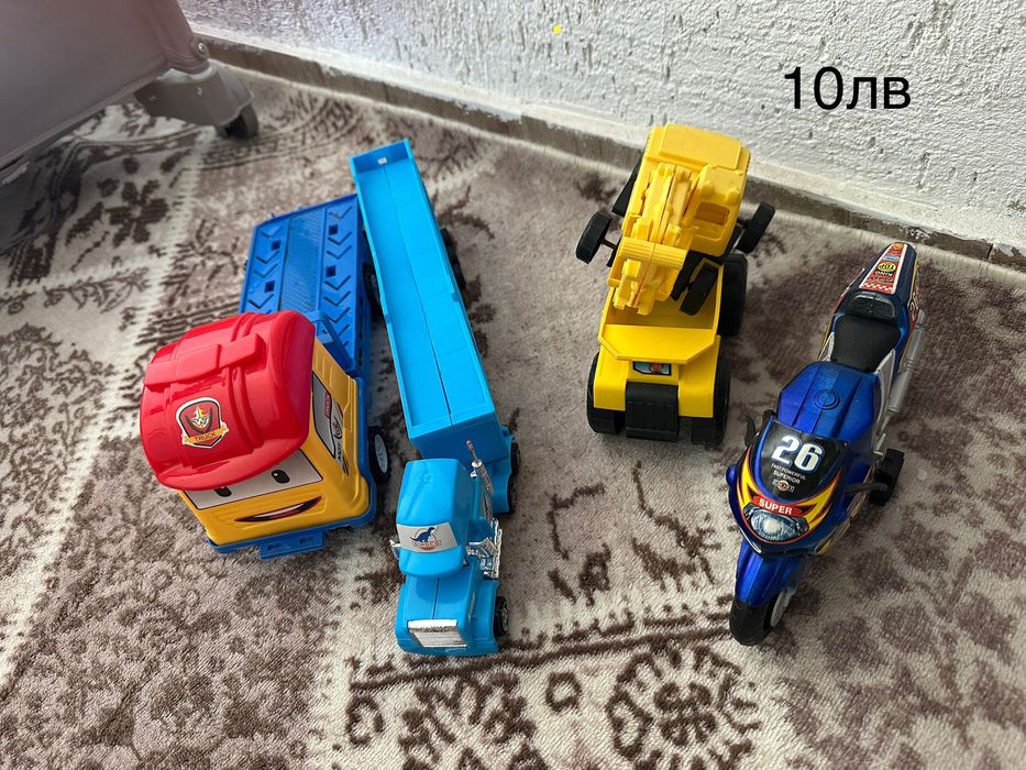 Лотове от играчки