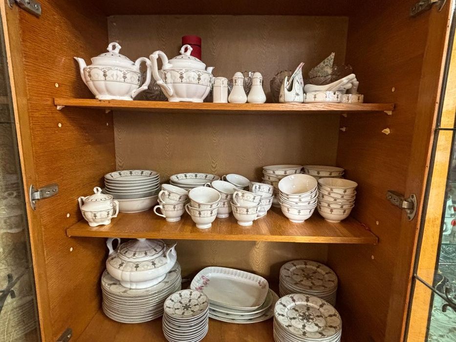 Продам столовый сервис