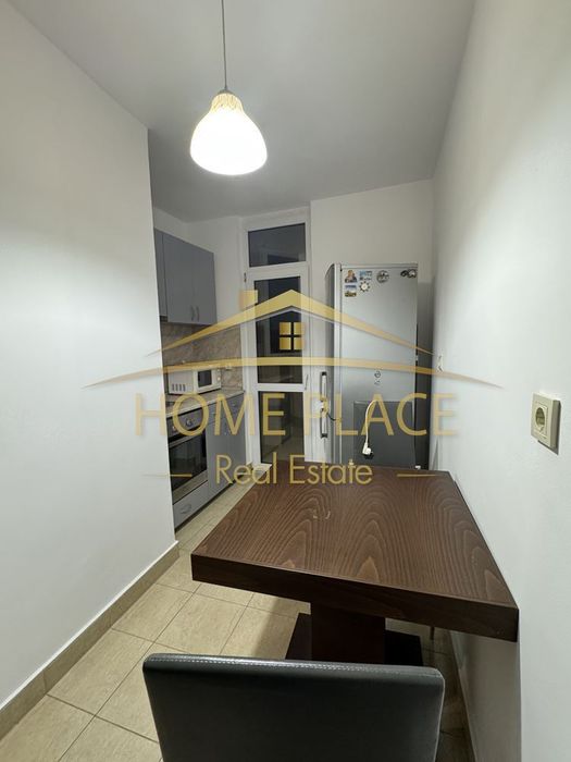 Дава се под наем Тристаен апартамент в Варна, Център - 64 кв.м за 548.25 € - Снимка #4