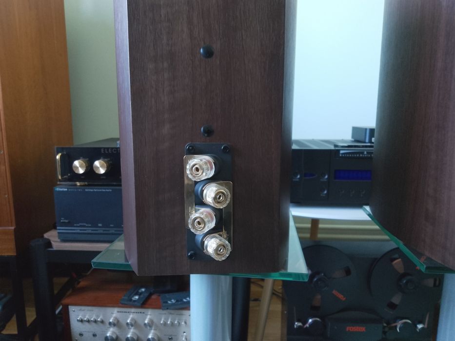 Boxe Wharfedale Diamond 9.1
