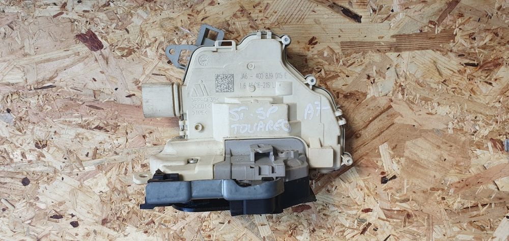 Broască / încuietoare ușă Audi A4 B8 / Q3 Q5 Q7 / A5 / A7 / A3 8V / A1