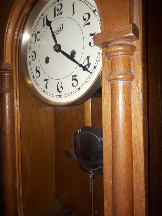 Ремонт настенных часов