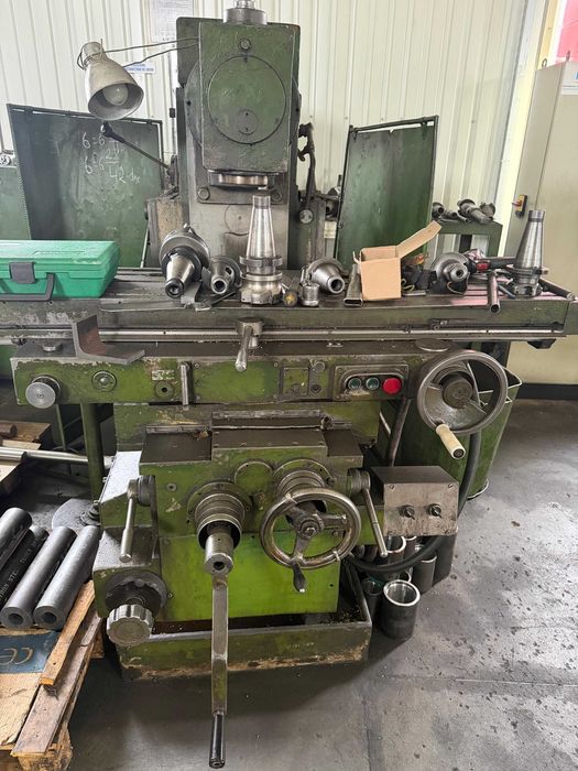Masina de frezat FU 36 - Mecanica Cugir