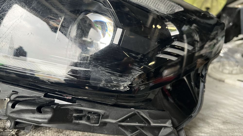 Alfa Romeo Junior 2024- десен фар