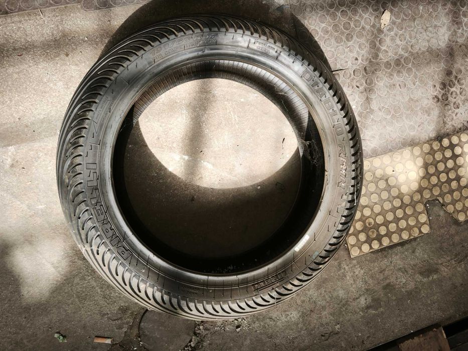 Pirelli Diablo Rain мото гуми за дъжд