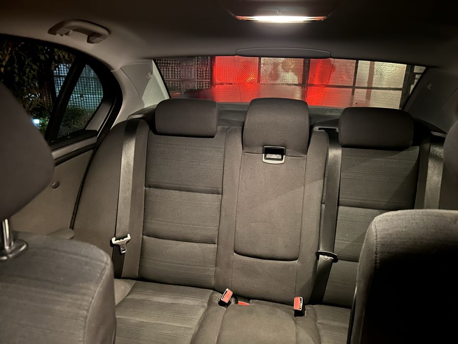 Vând sau schimb BMW E60 520D