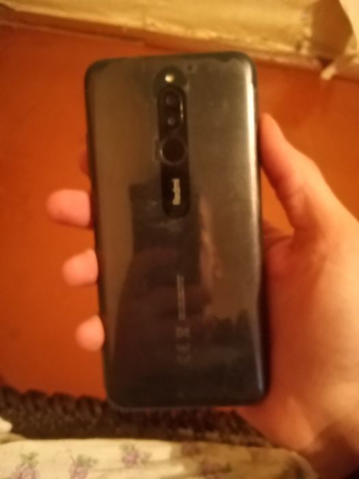 На запчасти редми 8